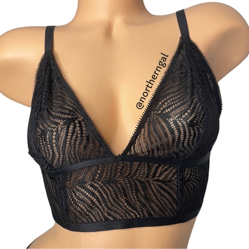 Victoria’s Secret Luxe Zebra Lace Bralette